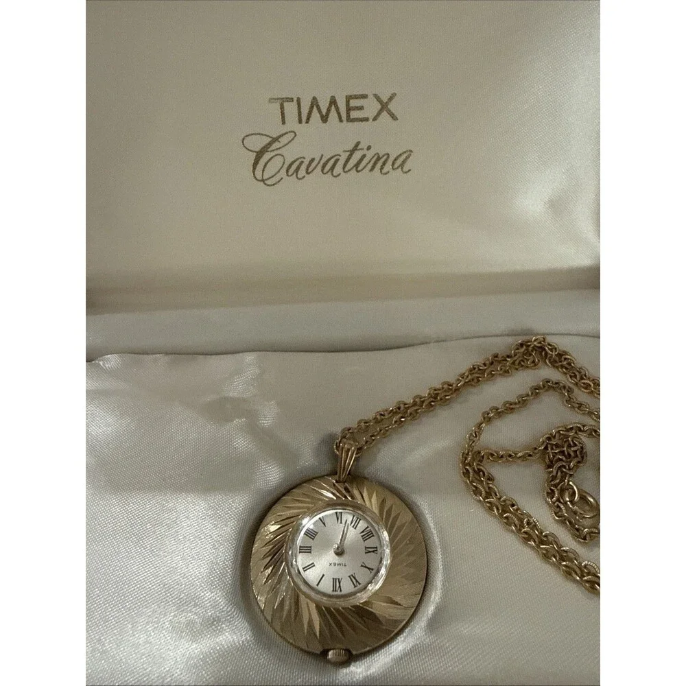 Vtg Timex Cavatina Pendant Necklace Watch Women’s Gold Tone Manual W/Chain & Box
